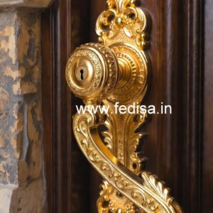 Stylish Brass Door Decor Trends No-5347