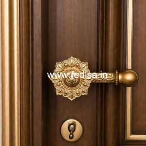 Stylish Brass Hardware Ideas for Main Doors No-7422