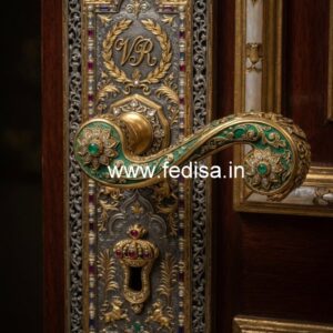 Stylish Brass Accessories for Modern Homes No-9004